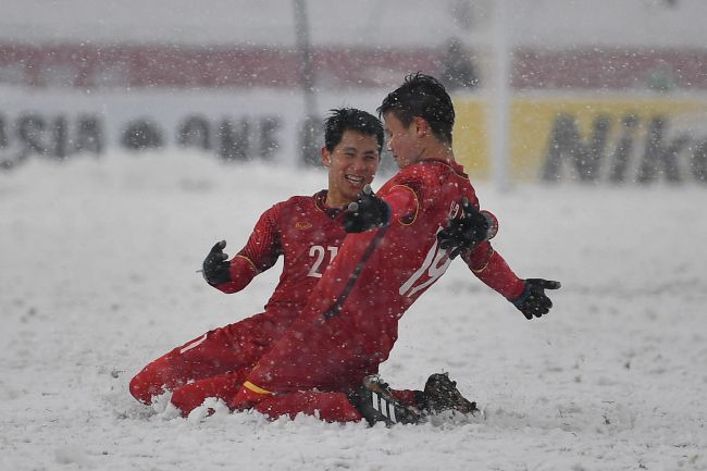 上半场补时2分钟，切尔西1-1水晶宫。